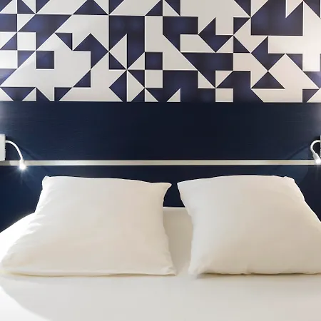 Comfort Paris Porte D'ivry Hotel