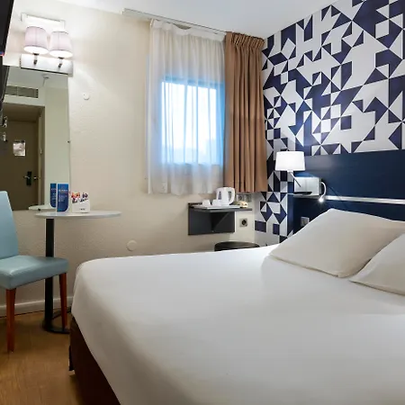 Otel Comfort Paris Porte D'ivry 3*