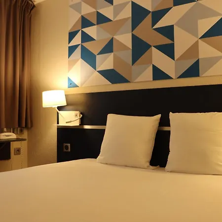 キリアド パリ ポルト ディブリー イヴリー＝シュル＝セーヌ