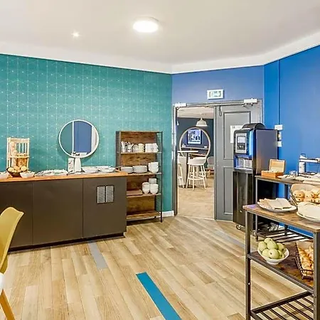 Comfort Paris Porte D'ivry 3* Ивры-Сур-Сеине