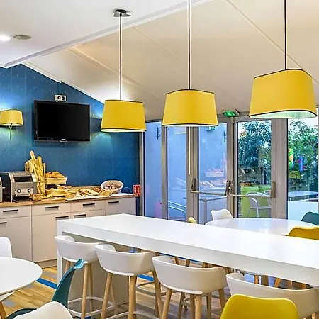 Otel Comfort Paris Porte D'ivry 3*