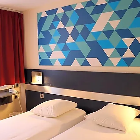 Отель Comfort Paris Porte D'ivry