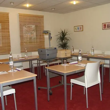 Comfort Paris Porte D'ivry Hotel 3*