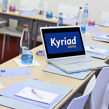 ホテル キリアド パリ ポルト ディブリー